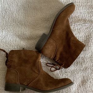 American Eagle booties
